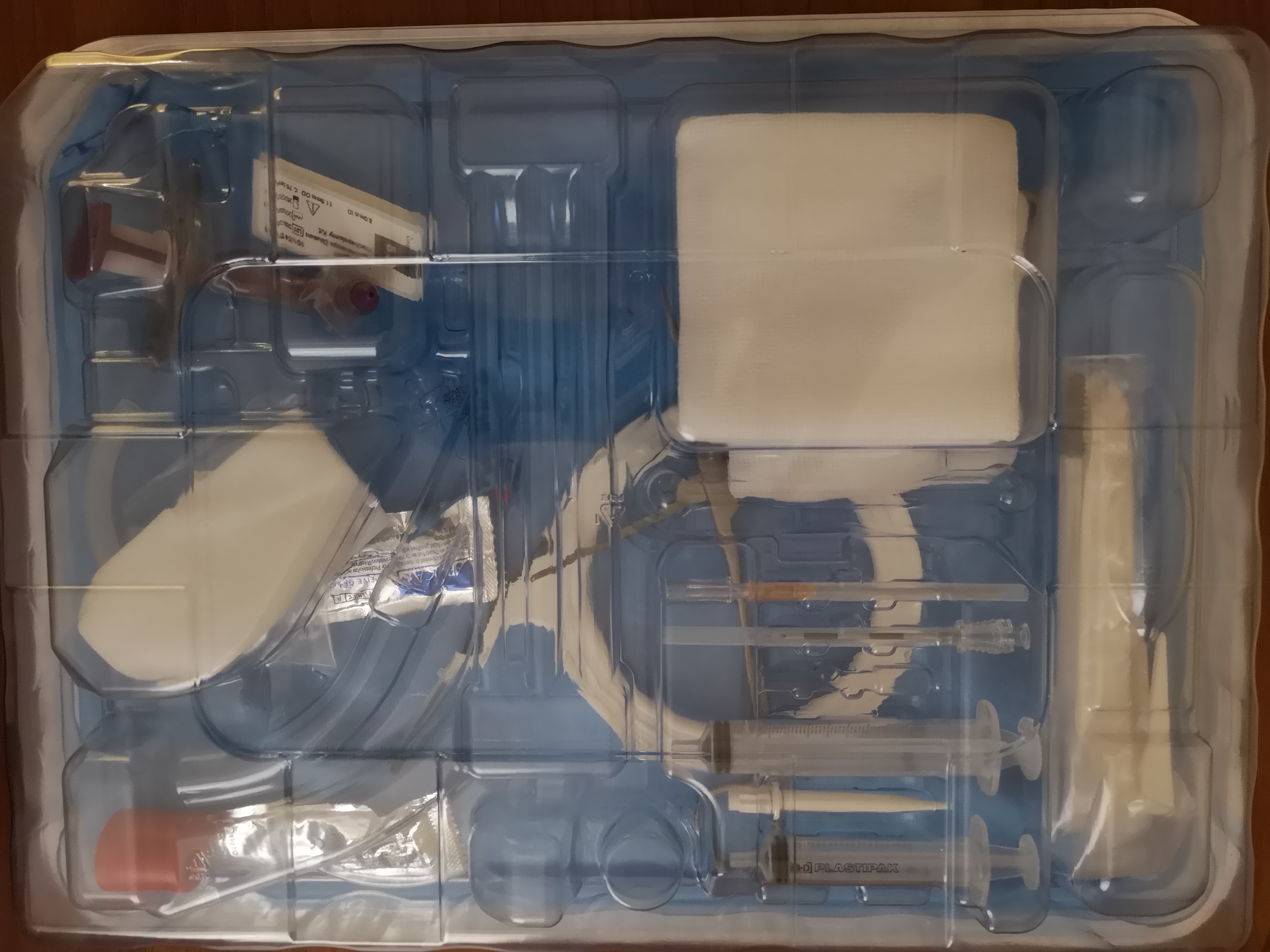 Изображение НАБОРЫ ДЛЯ ТРАХЕОСТОМИИ ПО МЕТОДИКЕ ГРИГГСА ТРУБКА BLUSELECT С ЗАЖИМОМ 101/541